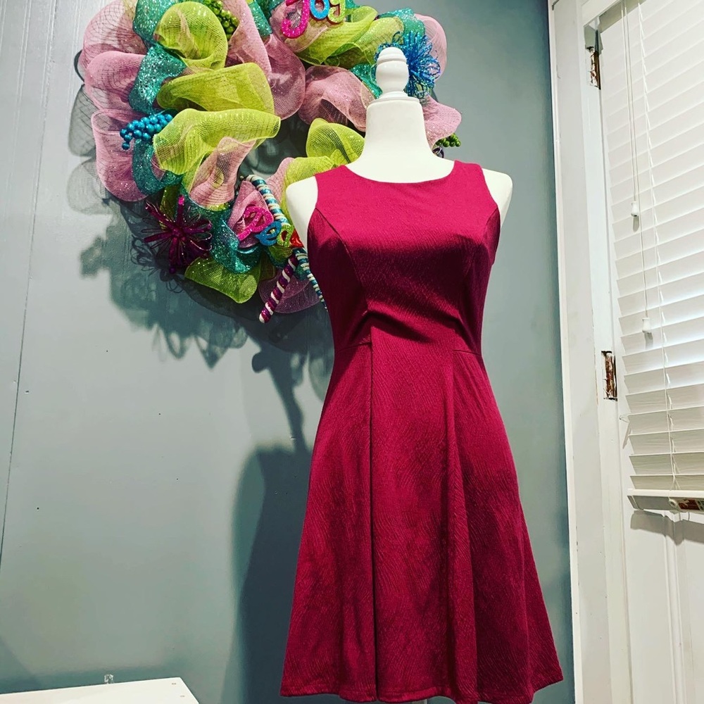 Lauren Conrad Sleeveless Textured Knit Dress - Picture 1 of 4